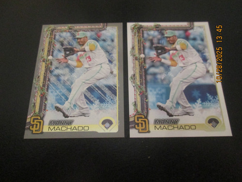 Manny Machado [Glitter] #H91 2025 Topps Holiday card