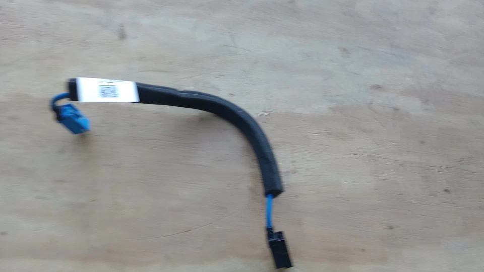 Buick Encore 2017-2019 puerto USB CONECTOR CABLE ARNÉS CABLE OEM Foto 2 de 4