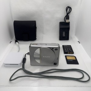 Fujifilm Finepix 50i | eBay