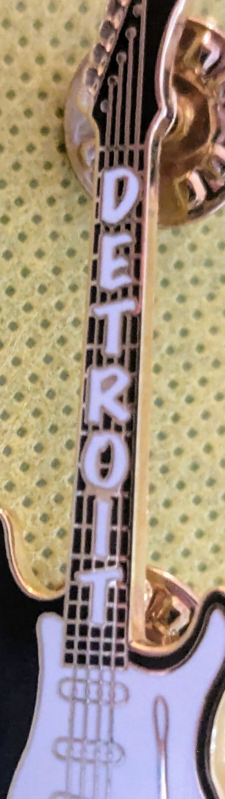 Picture 2 of 4