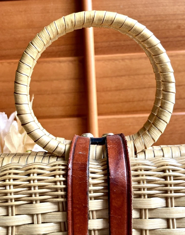 Mini bolso de mano de colección hecho para subvenciones británico Hong Kong cesta de mimbre tejido Foto 4 de 4