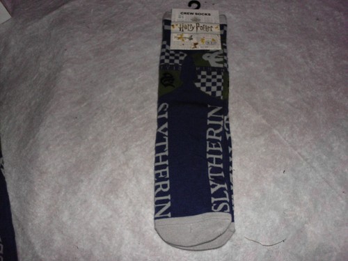 HARRY POTTER womens 9-11 CREW SOCKS, New - Picture 2 of 2