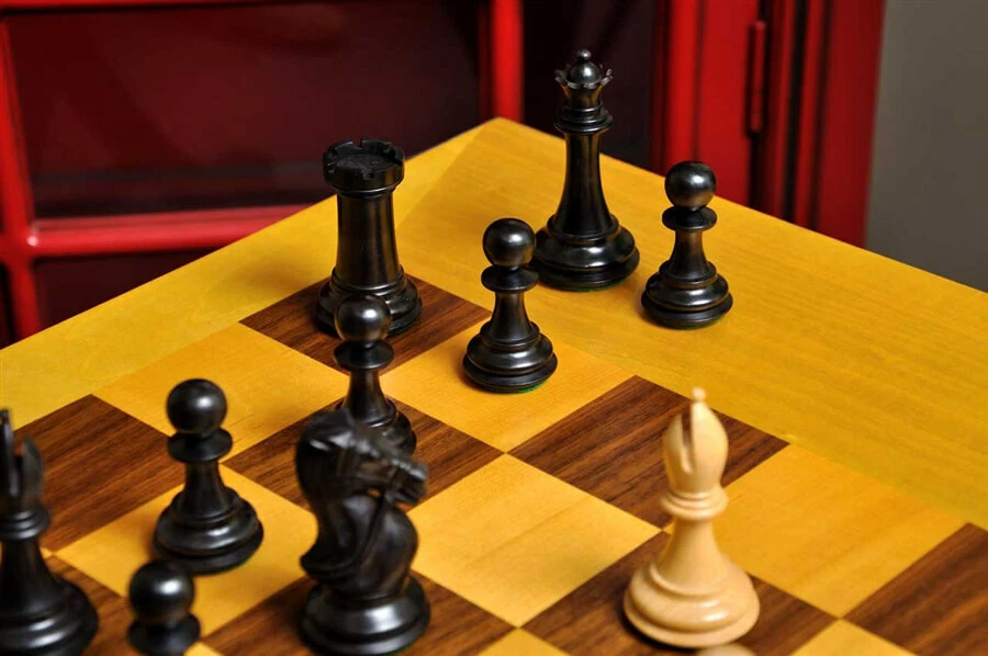 The Leicester Chess Set - Pieces Only - 4.0" King - Ebonized Boxwood - Image 3 of 4