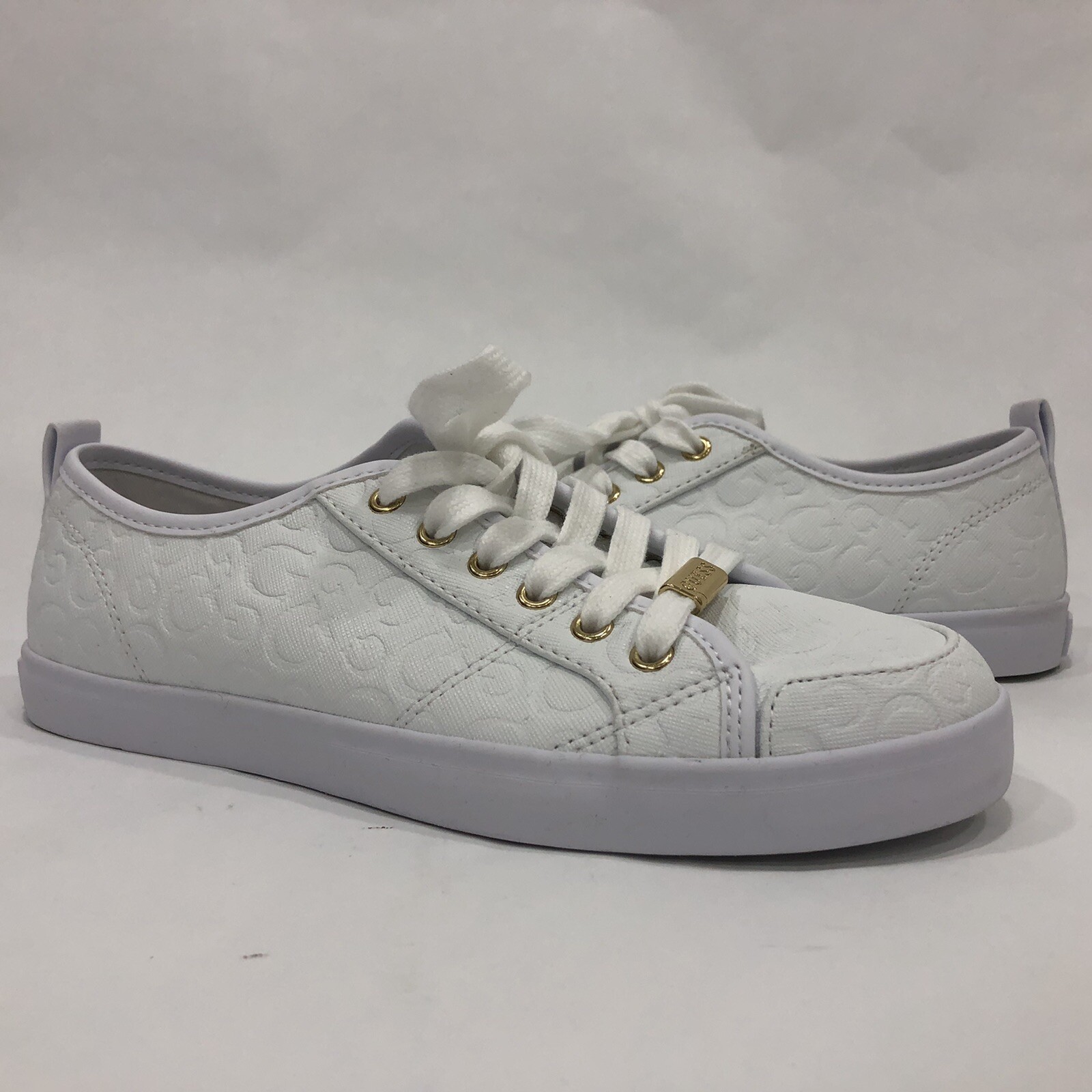 Guess LA Women's Leather Printed Logo Sneakers Shoes White Sz 6.5M