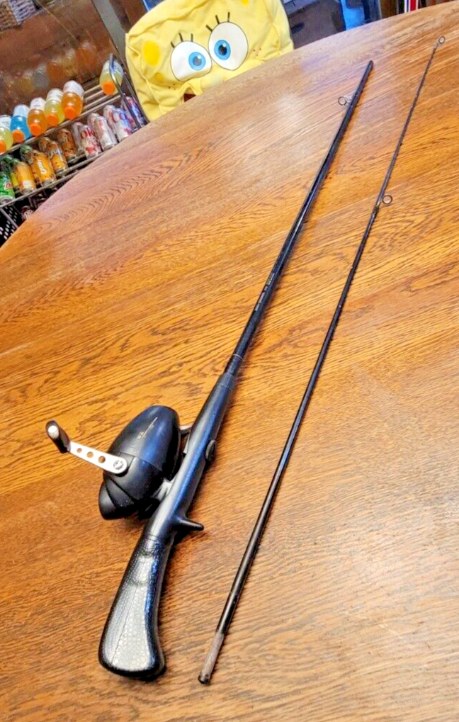 Vintage Daiwa 200 -562MB 5' 6