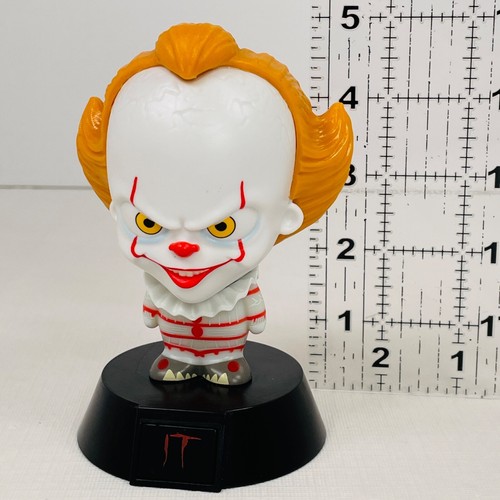 Paladone Icons IT Pennywise Light Lamp Clown Horror Figure #001 usato senza scatola - Foto 3 di 11