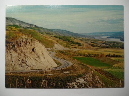 STAMPMART : CANADA PEACE RIVER VALLEY BRITISH COLUMBIA UNUSED POSTCARD