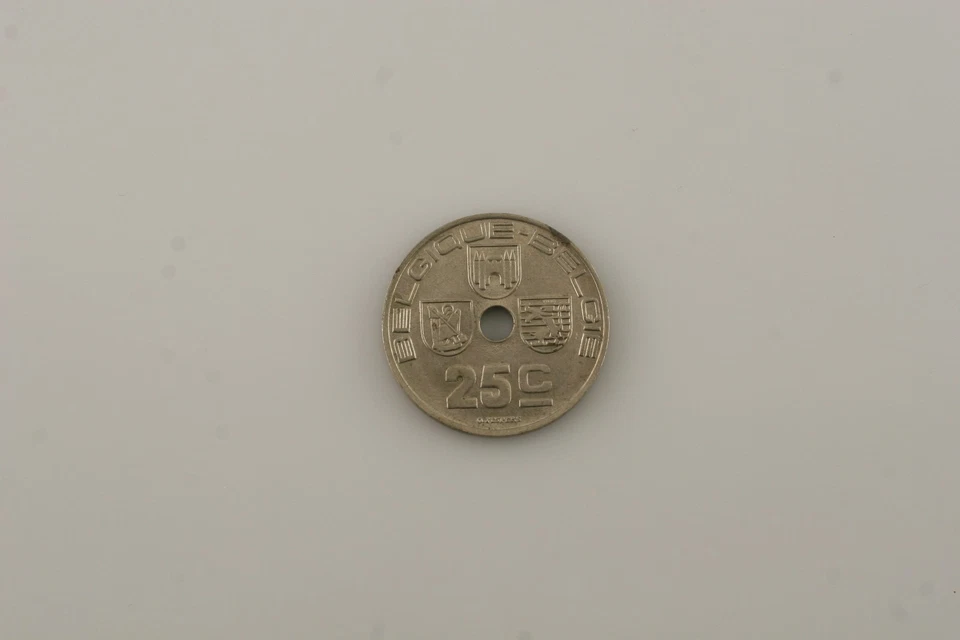 1939 Belgium 25 Cent Coin (AU) About Uncirculated Condition - Image 4 of 4