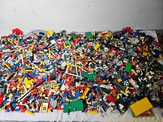 Lego Konvolut 28 Kg City Technik Mischung Sammlung Minifiguren Ritter Piraten