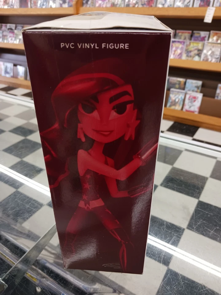 DC 收藏品:超级最好的朋友永远神奇女孩 PVC 乙烯基人偶 — 第 2/4 张图片