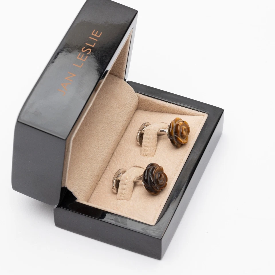 Gemelos Jan Leslie tallados en rosa Foto 3 de 4