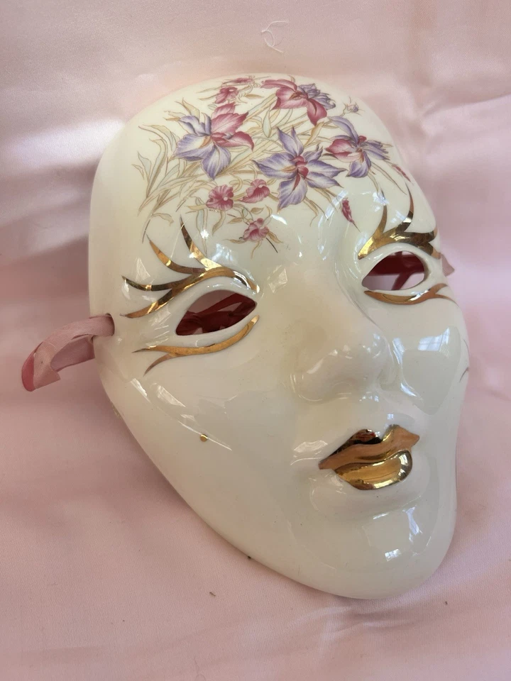 Máscara de colección Sally Nueva Orleans Mardi Gras cerámica firmada artesanal mascarada Foto 2 de 4