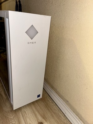 HP OMEN 25L  (i5-14400F, RTX 4060, 32GB RAM, 1TB SSD)  Desktop