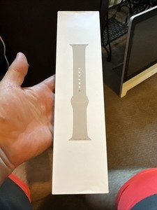 Starlight Apple Watch Sports Band 41mm SMALL S/M MT2U3AM/A in Retail Packaging