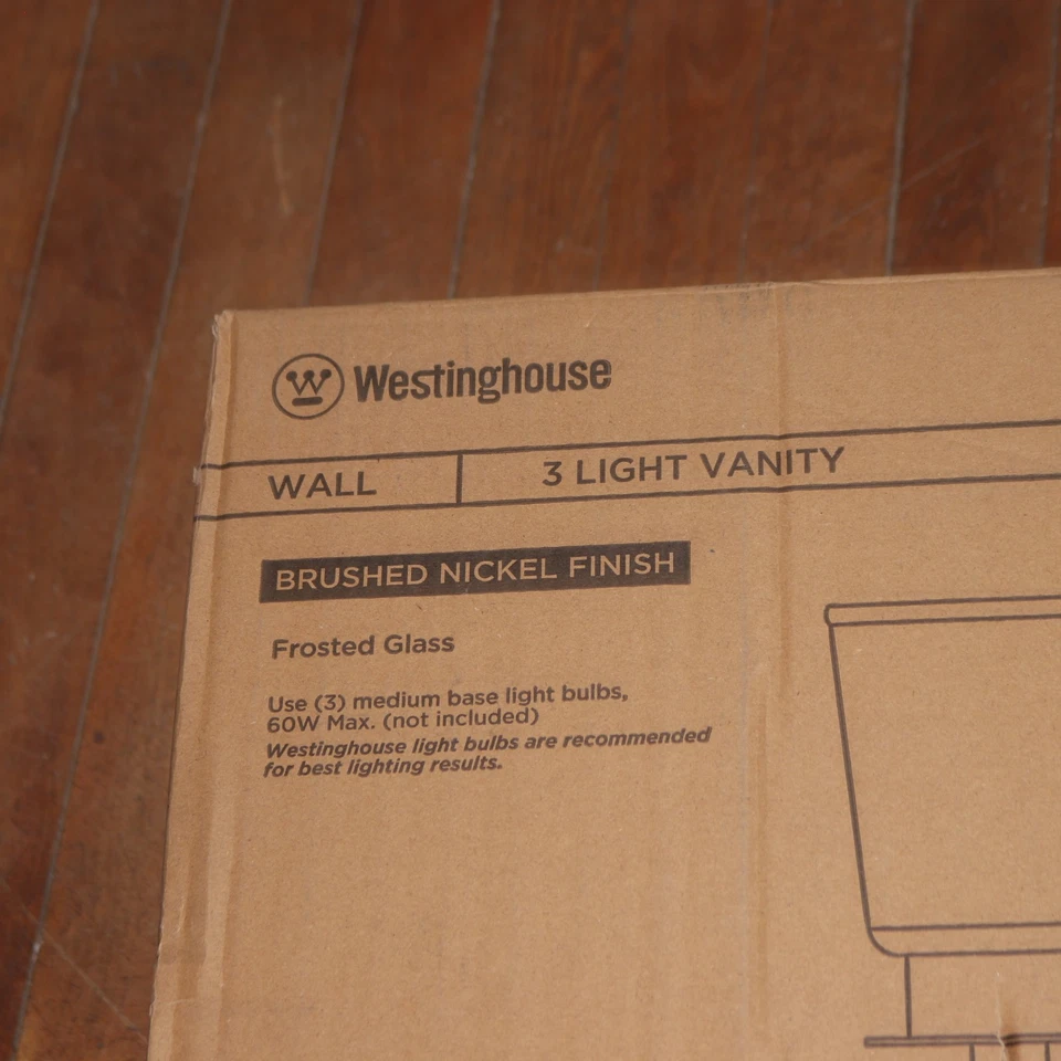 Westinghouse Lighting Reynaldo 3-Light Vanity Light Brushed Nickel 23" - Изображение 4 из 4