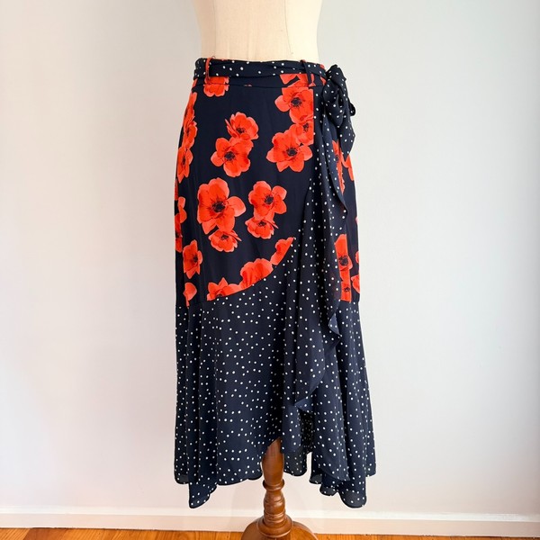 Review Poppy Floral Polka Dot Wrap Skirt Navy Womens Sz 6 Ruffle Excellent