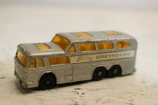 1967 Matchbox Lesney #66 Greyhound Bus      (27)