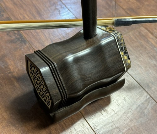 Erhu, suono di alta qualità, violino cinese del produttore Meastro 制琴大师王国兴传统六角老红木二胡 - Foto 8 di 9