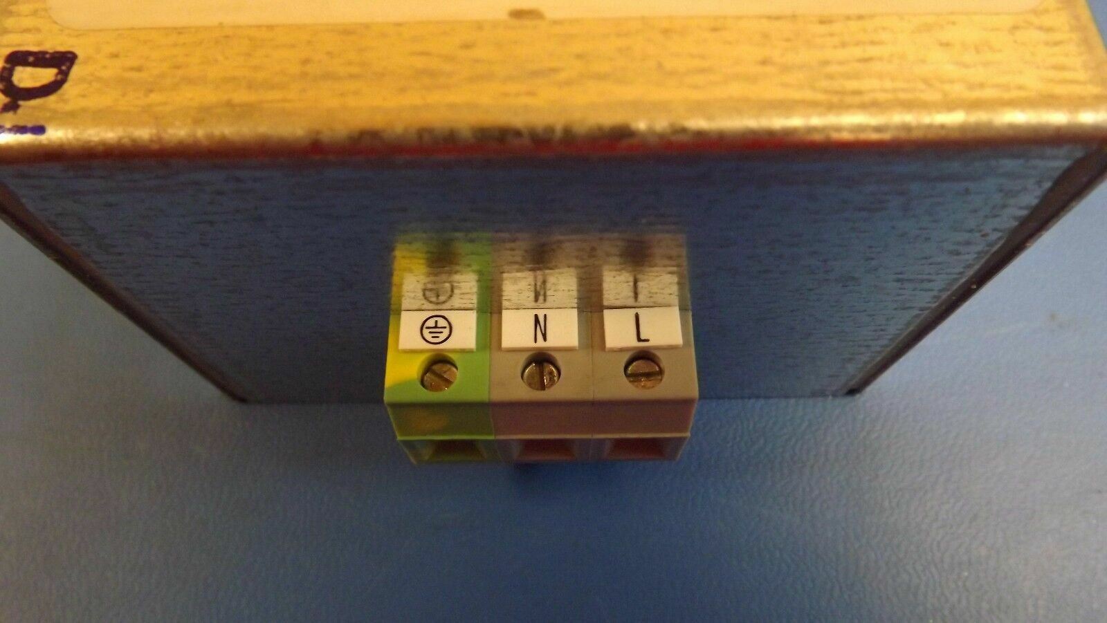 (1PC) B84142-B8-R Power Line Filter 50Hz/60Hz 8A 250VAC/250VDC Terminal Block 