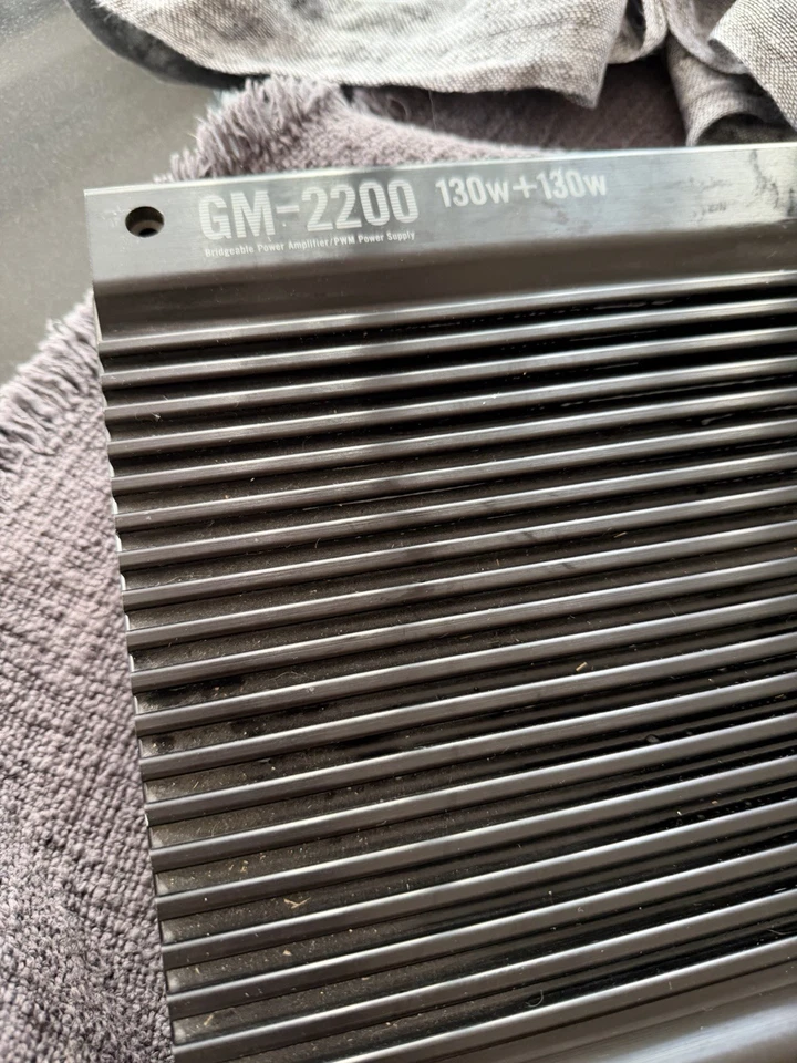 Pioneer GM-2200 (1991) – Vintage Endstufe – 130W + 130W – Oldschool Car-HiFi - Bild 2 von 4