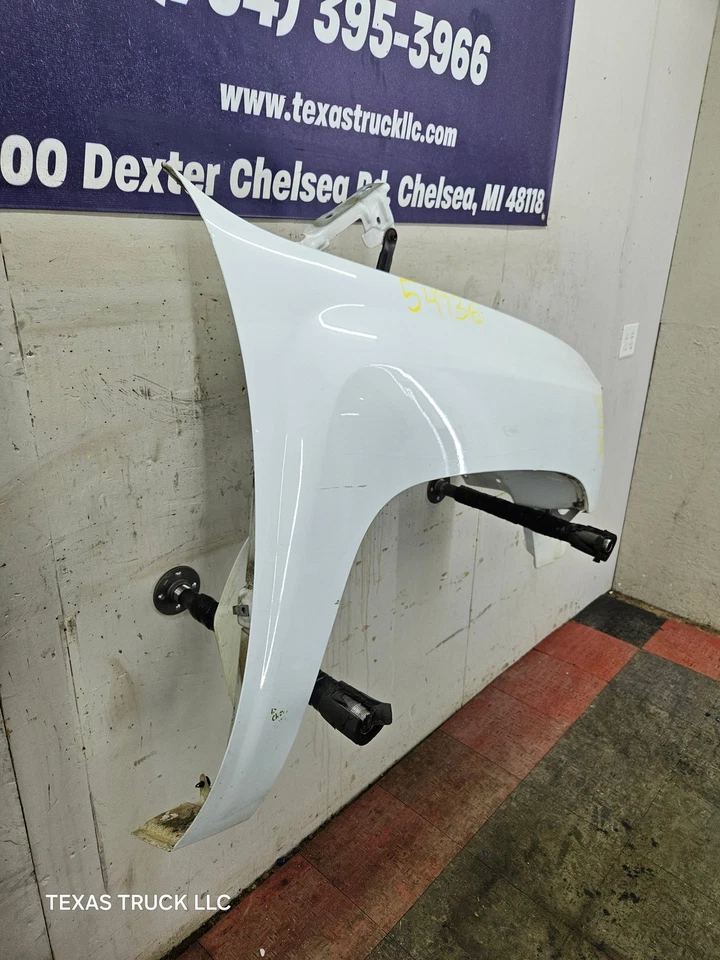 2007-2013 雪佛兰索罗德乘客侧前右手挡泥板 1500 2500 3500 HD — 第 3/4 张图片