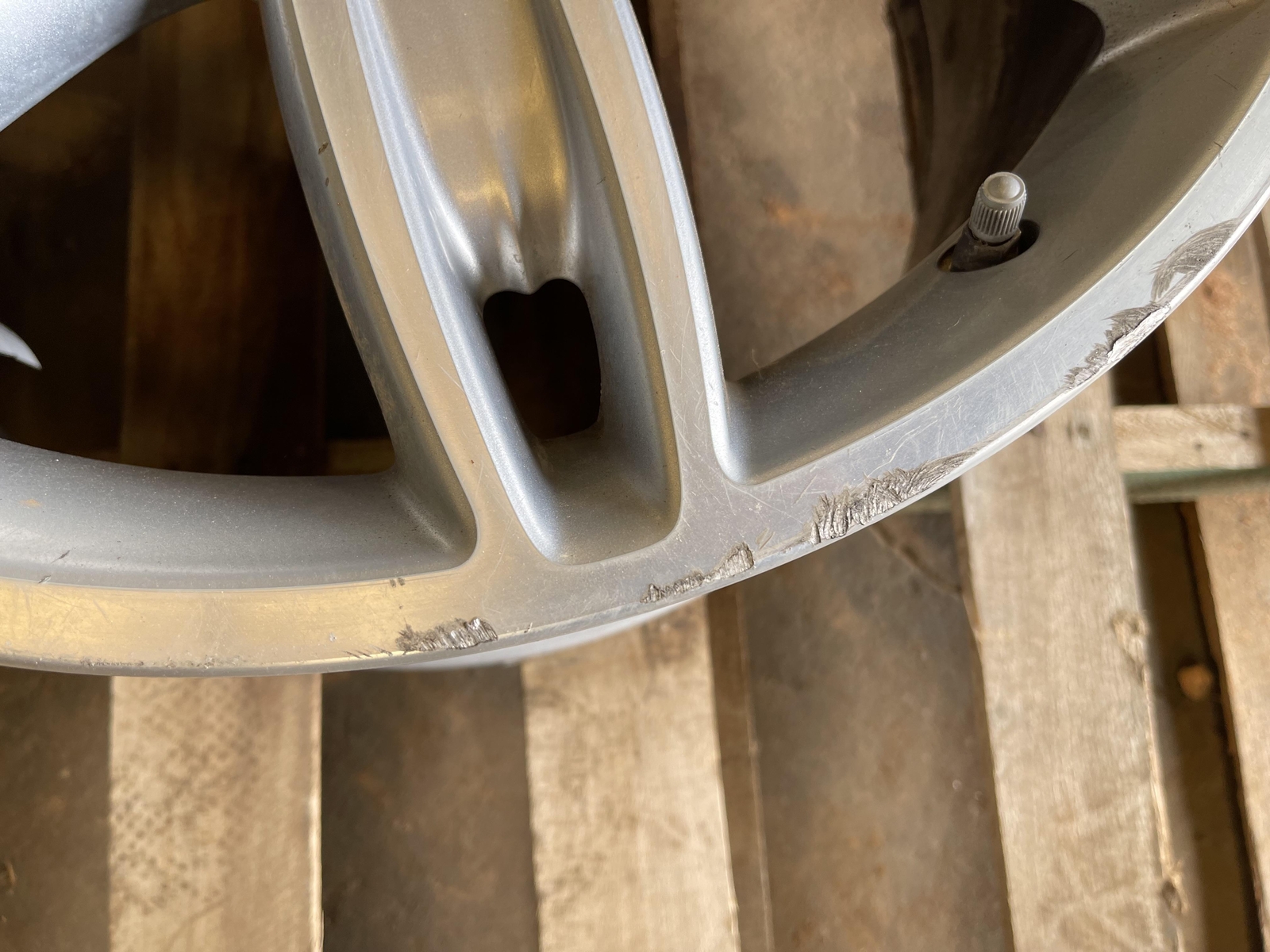 2014-2017 MASERATI QUATTROPORTE WHEEL RIM 7 SPOKE R20 20x10.5 ET45 OEM