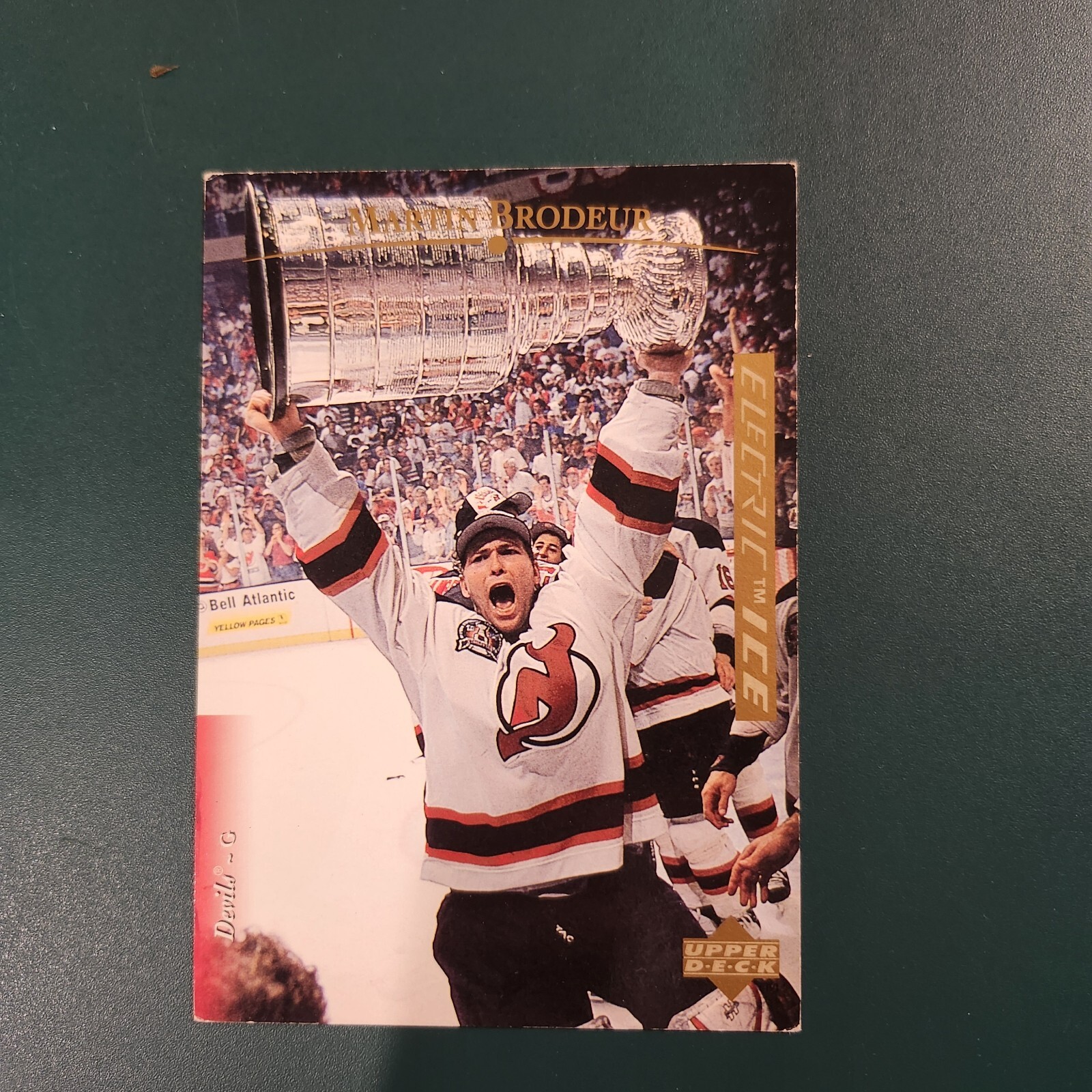 1995 Upper Deck Gold Jumbo Martin Brodeur Electric Ice 5x7