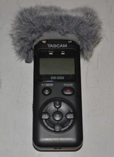 TASCAM DR-05X Stereo Handheld Digital Recorder 4GB +windscreen tested working vg