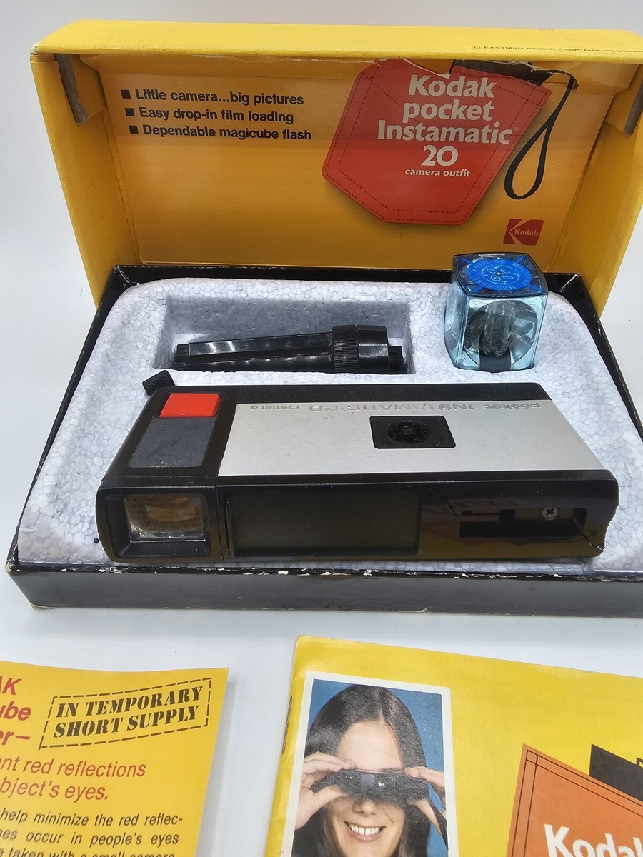 Vintage 1970s KODAK Pocket Instamatic 20 Camera In Original Box