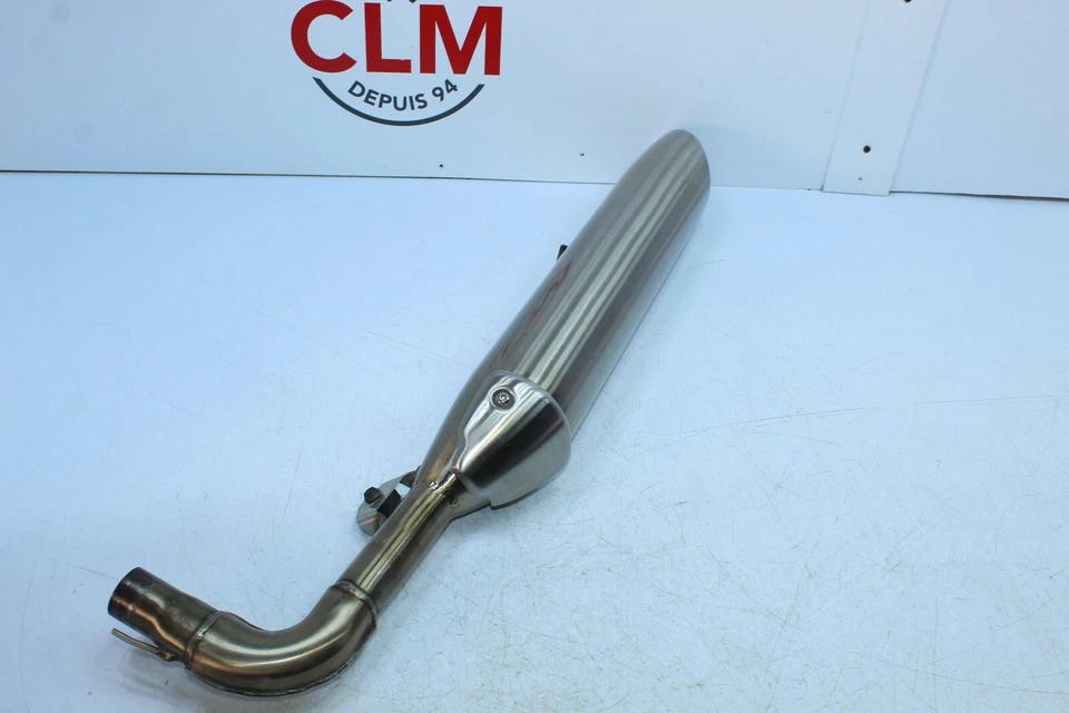 Tubo de escape derecho Triumph Bonneville Bobber 2021 OEM T2202294 Foto 2 de 4