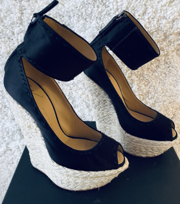 Authentic Giuseppe Zanotti Gorgeous Wedge Shoes