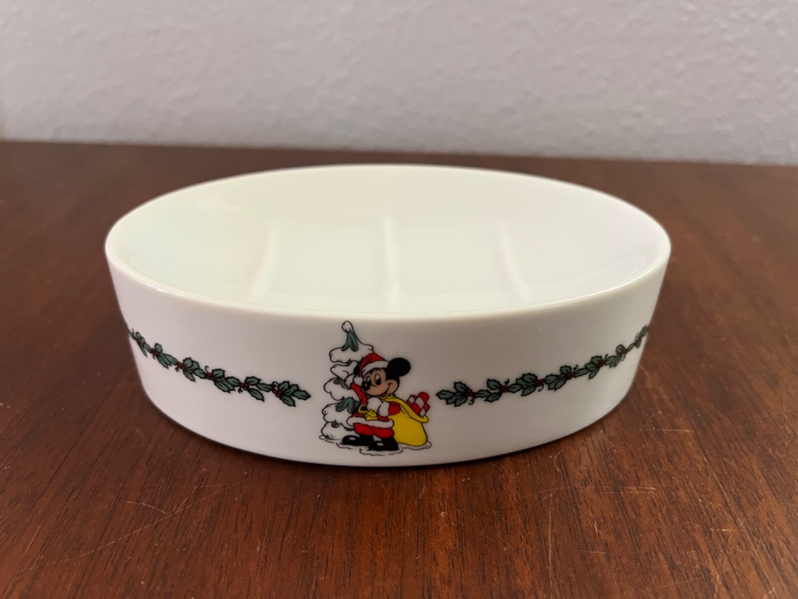 Vintage Santa Mickey Mouse Disney World Christmas Soap Dish