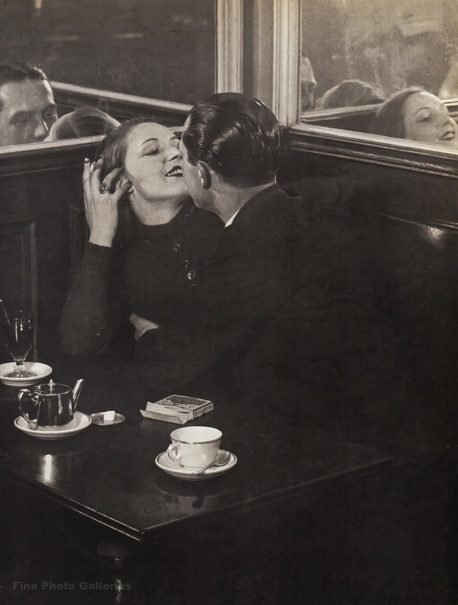 1932/76 Vintage BRASSAI French Lovers @ Paris Bistro Bar Couple