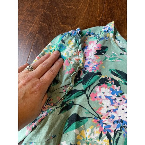 LC Lauren Conrad 3/4 Puffed Sleeve Button and Ruffle Trim Green Floral Medium - Picture 4 of 10