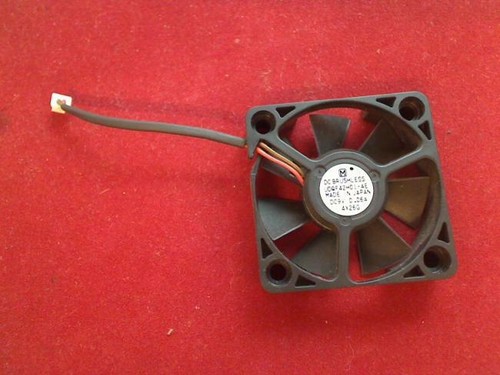 Lüfter Kühler Chrysler HiFi System P56038646AL