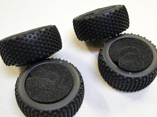 NEW KYOSHO OPTIMA MID '87 WC WORLDS Tires Set of 4 Soft Compound 60th KQ20old - Picture 2 of 3