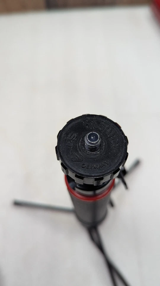 Yashica ST-7 - Compact Tripod / Camera Grip - Vintage Ballhead Mount - Image 3 of 4