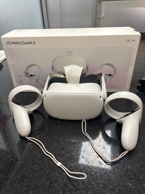 META QUEST 2 - KW49CM - ADVANCED ALL-IN-ONE VR- No Charger (B03096668)