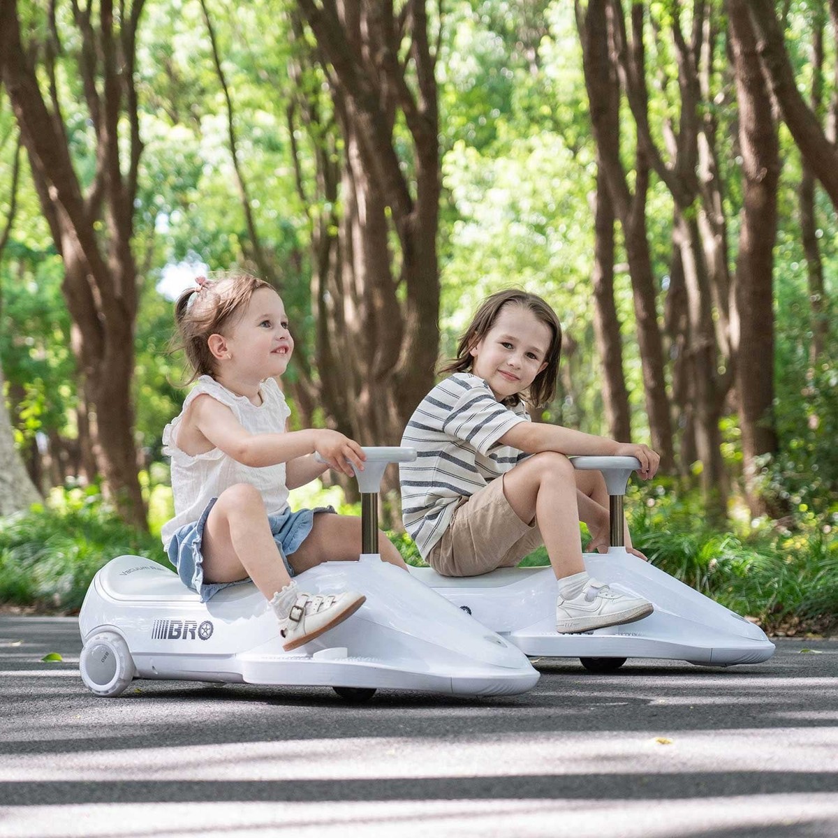 Bro 12V Vacuum Gokart Kids Ride-On | eBay