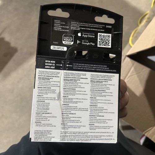 Master Lock 5440D 3-1/4-inch Wide Bluetooth Electronic knob Mount Lock Box New - Picture 3 of 6