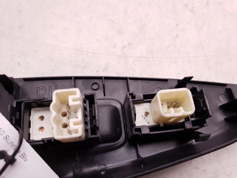Toyota Solara 2004 interruptor de ventana de puerta delantera lado del pasajero Foto 2 de 4