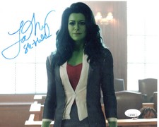 Tatiana Maslany signed 8x10 Photo Jennifer Walters She-Hulk JSA Authentication