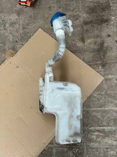 GOLF MK8 GTI WASHER BOTTLE