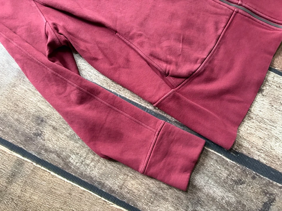 LULULEMON HOODED RADIANT JACKET WINE WOMENS SIZE 20 GREAT CONDITION - Image 2 of 4