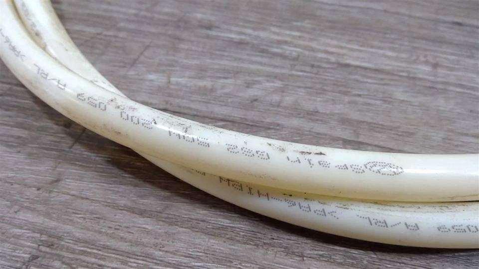 Volkswagen Tiguan Fuel Line 2019-2021 OEM 5G0877228 Foto 4 de 4