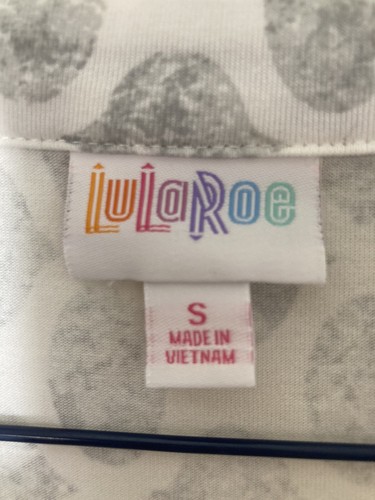 Blusa túnica S LuLa Roe para mujer manga larga gris y blanco botones cómoda nueva sin etiquetas - Imagen 3 de 8