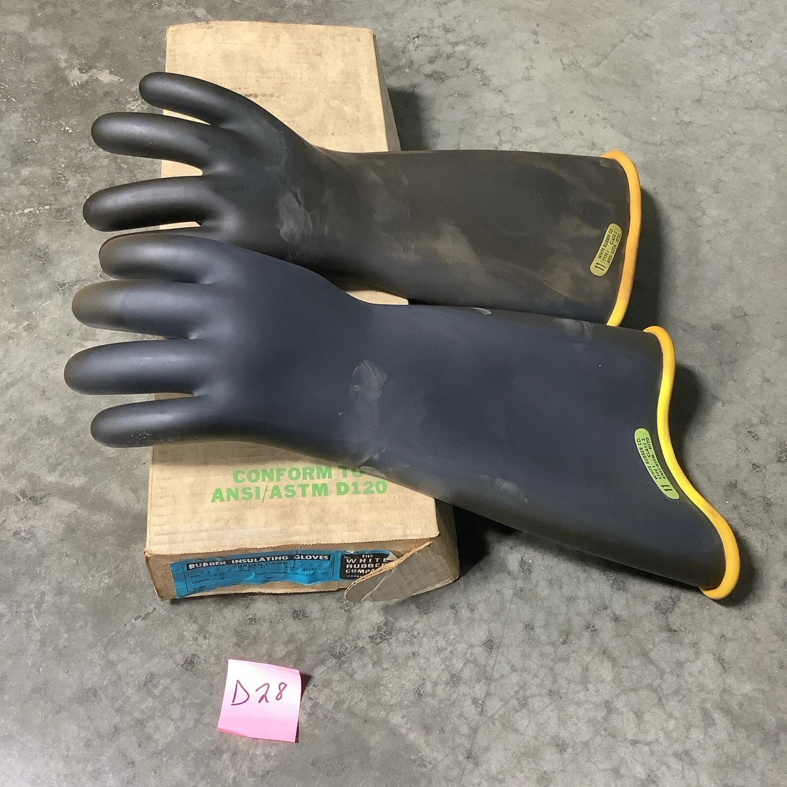 Rubber Electrical Insulating Gloves Class 3 Curved Hand 30,000V Size 11 D120