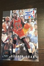 1993-94 Skybox Premium - Horace Grant #19