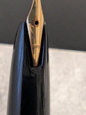defective mont blanc pen, with 585 gold nib