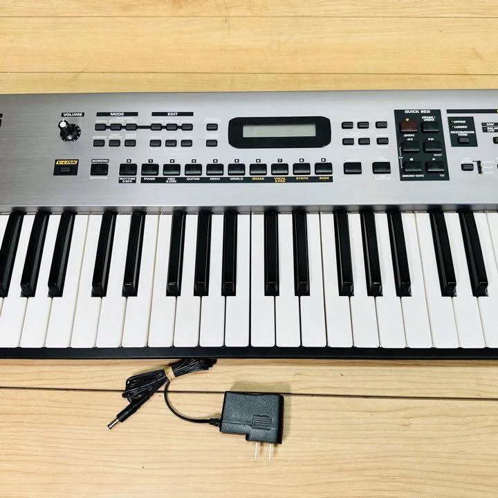 Roland シンセサイザー RS-70 www.krzysztofbialy.com